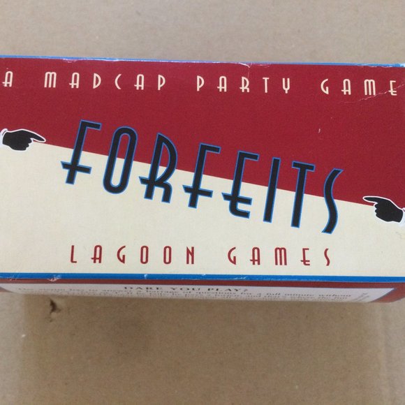 - FORFEITS by LAGOON GAMES a madcap party cards game - Picture 3 of 6